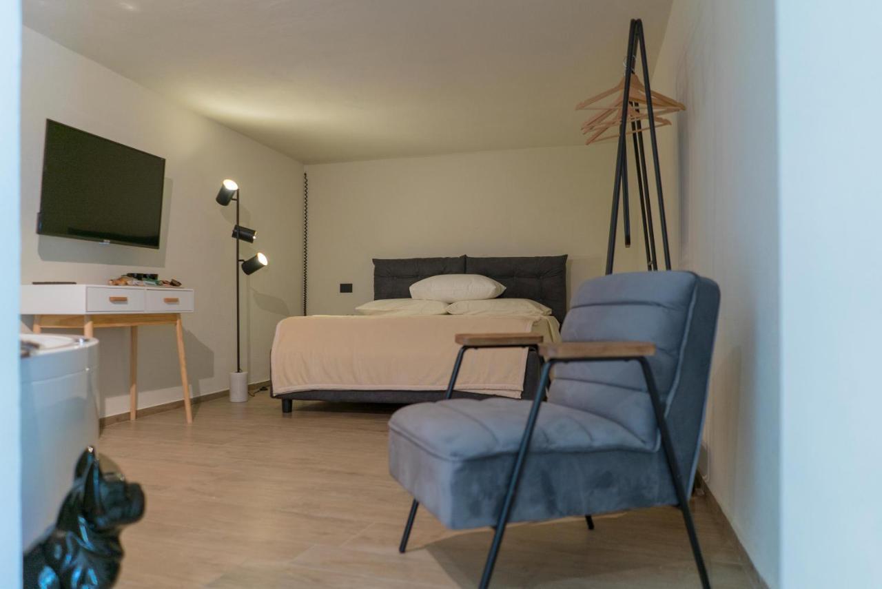 Tesoro Nascosto B&B Salerno Kamer foto